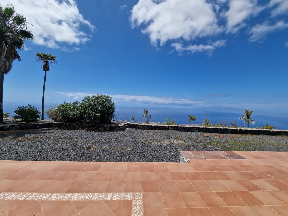  till salu villa Los Menores Zona Sur 12