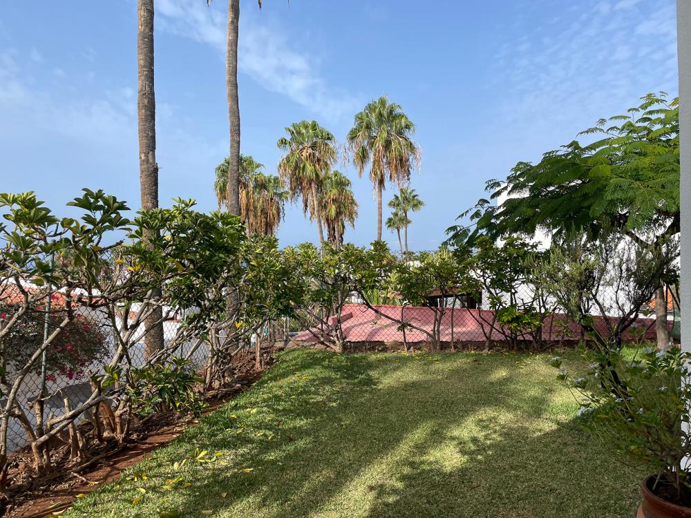  till salu villa San Eugenio Zona Sur 33