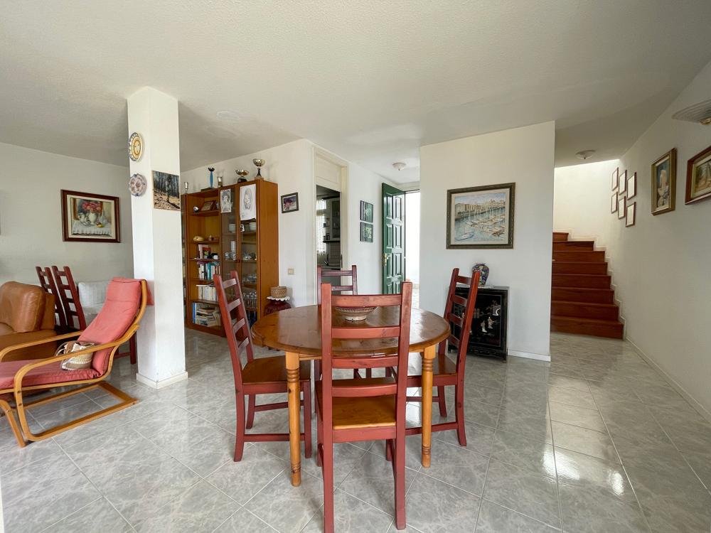 till salu villa San Eugenio Zona Sur 12