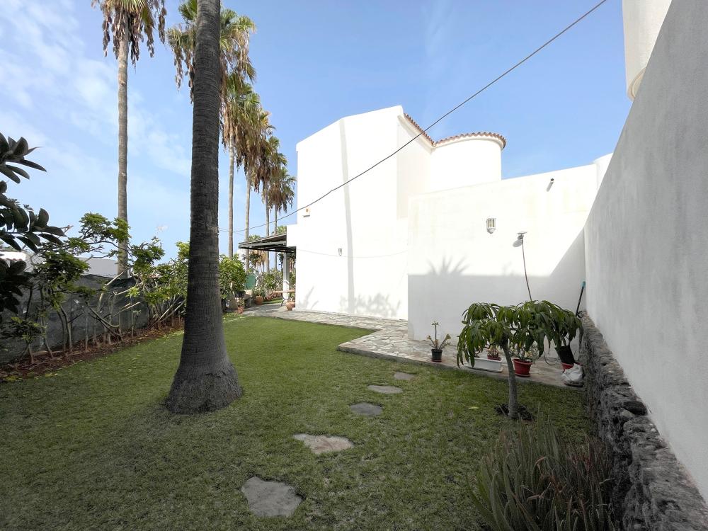  till salu villa San Eugenio Zona Sur 38