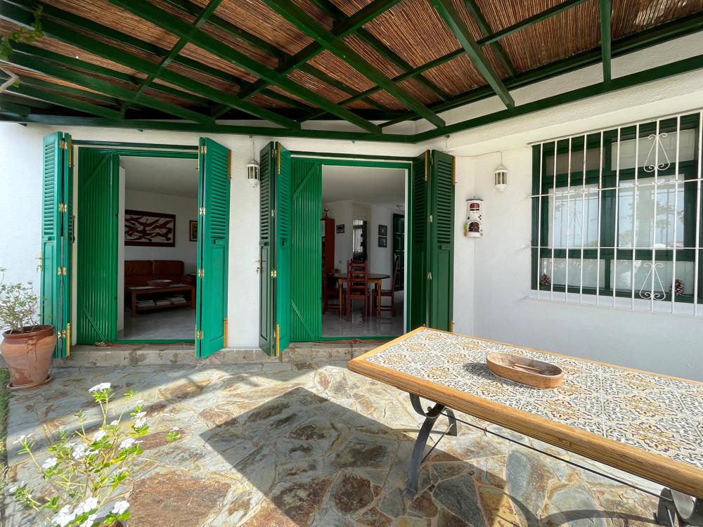  till salu villa San Eugenio Zona Sur 34