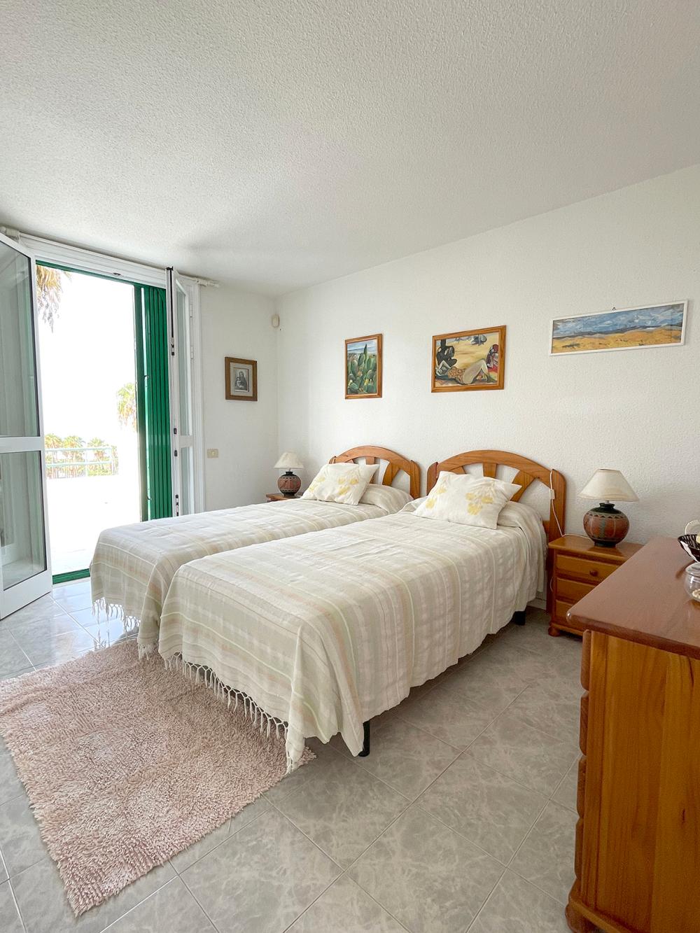  till salu villa San Eugenio Zona Sur 26
