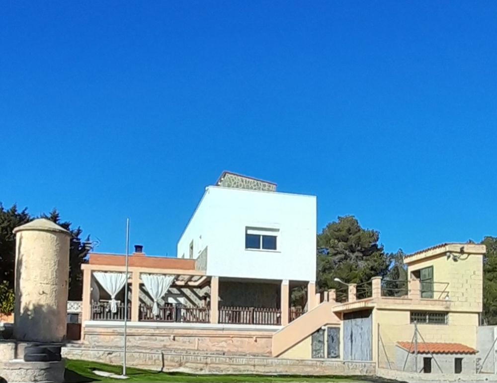  till salu villa Mas Mateu Baix Penedès 27