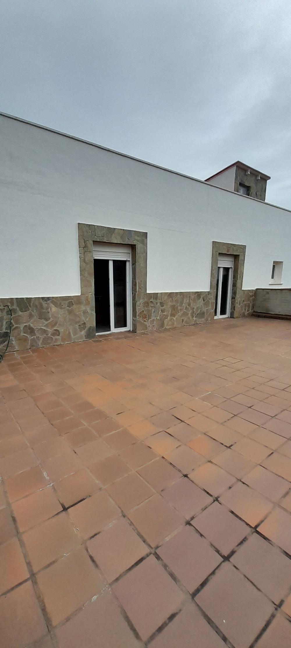  till salu villa Mas Mateu Baix Penedès 32