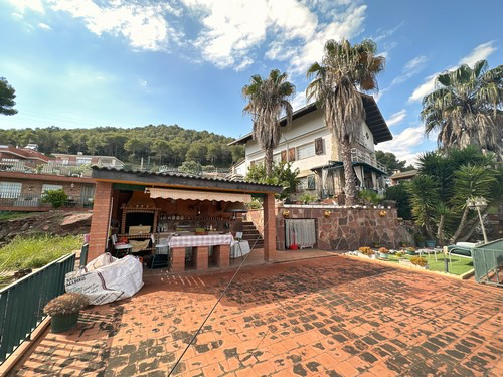  till salu villa Torrelles De Llobregat Baix Llobregat 97