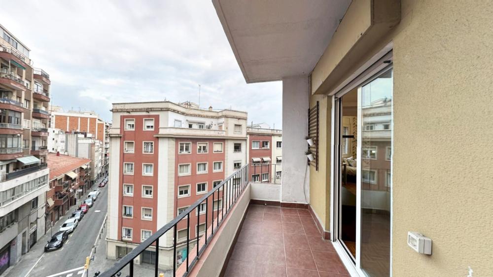  till salu lägenhet Horta Guinardó-Baix Guinardó Barcelonès 8