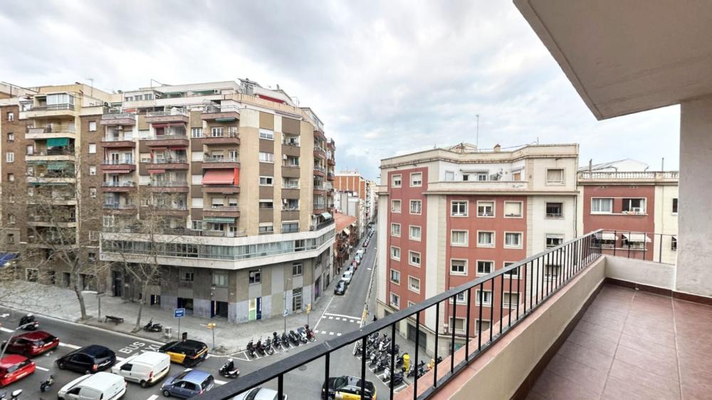  till salu lägenhet Horta Guinardó-Baix Guinardó Barcelonès 9
