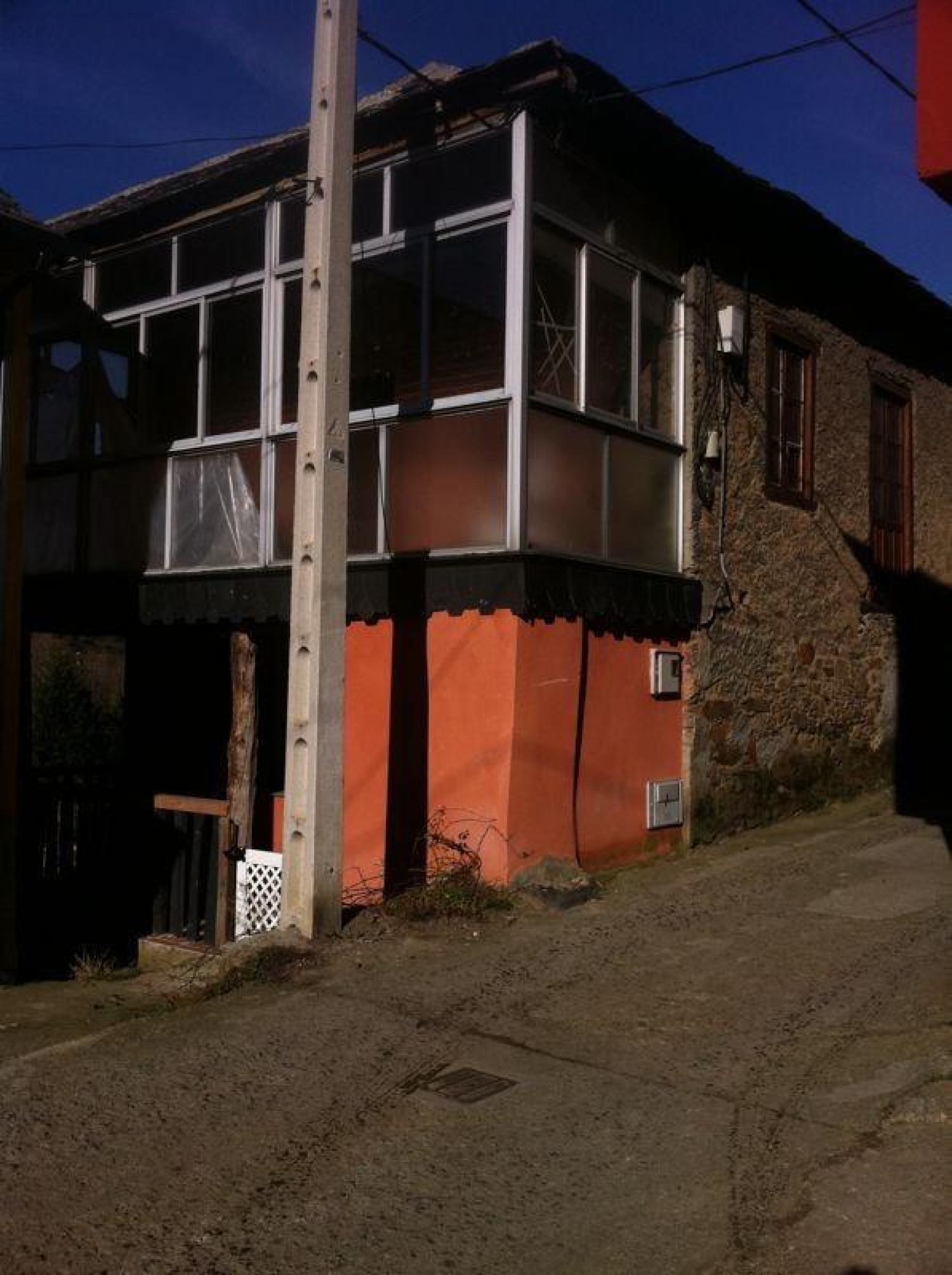  till salu hus Santa Cruz De Montes Bierzo (El) 1