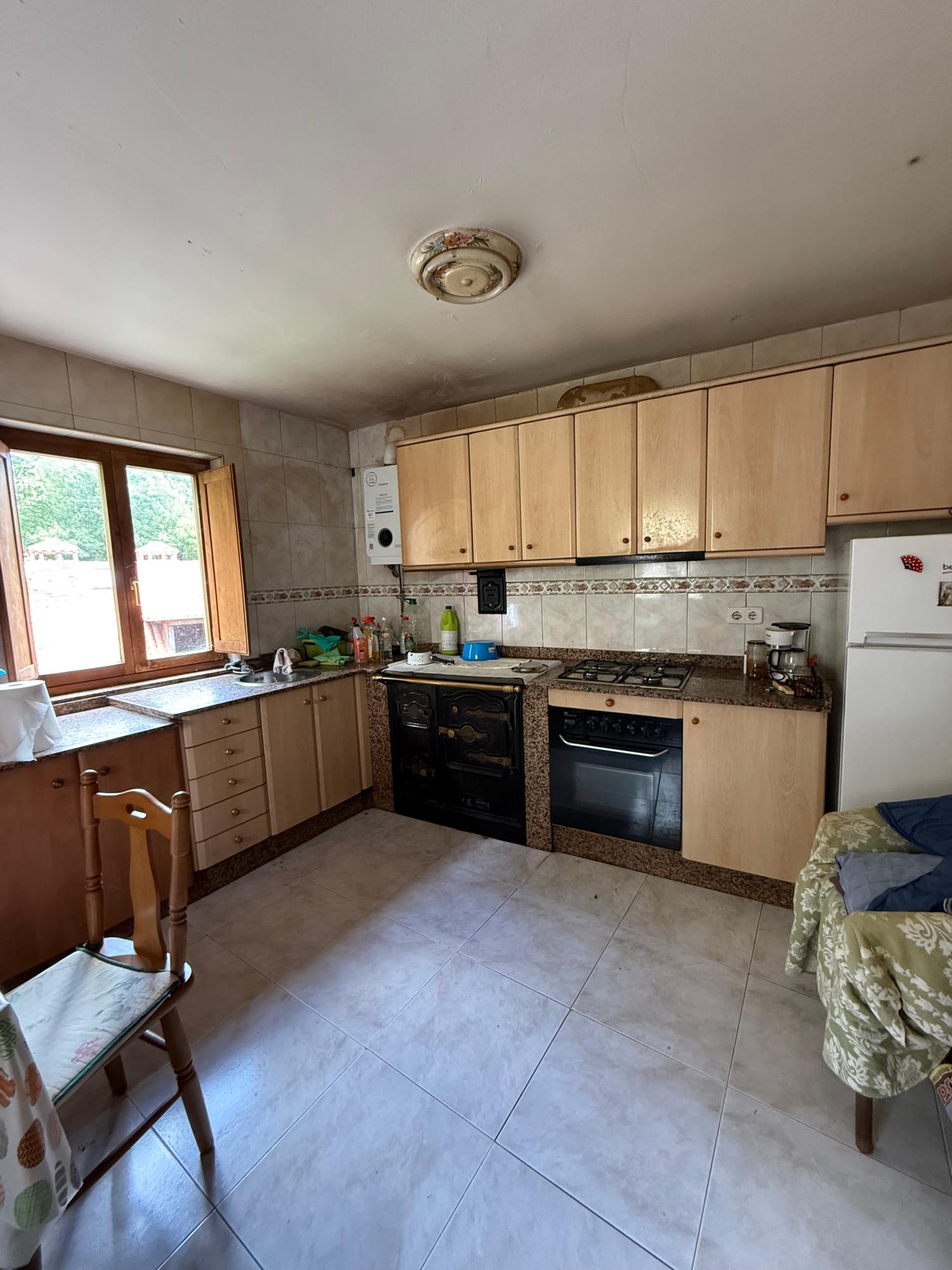  till salu radhus Arangas Oriente 8