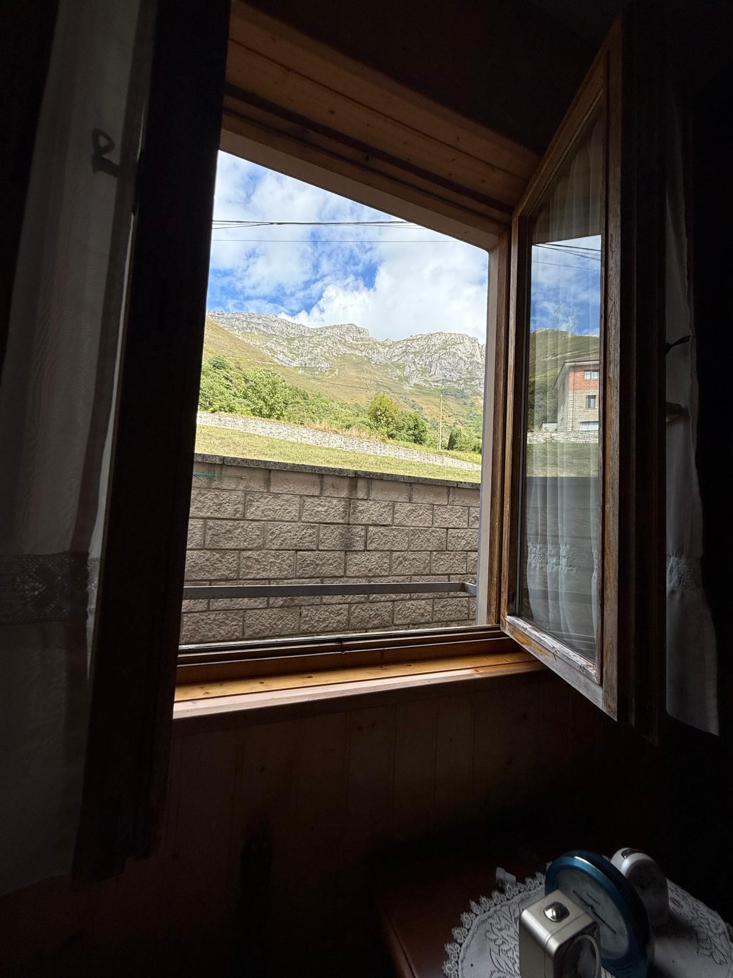  till salu radhus Arangas Oriente 13