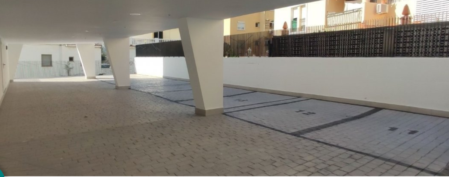  till salu garage Torremolinos Costa Del Sol Occidental 7