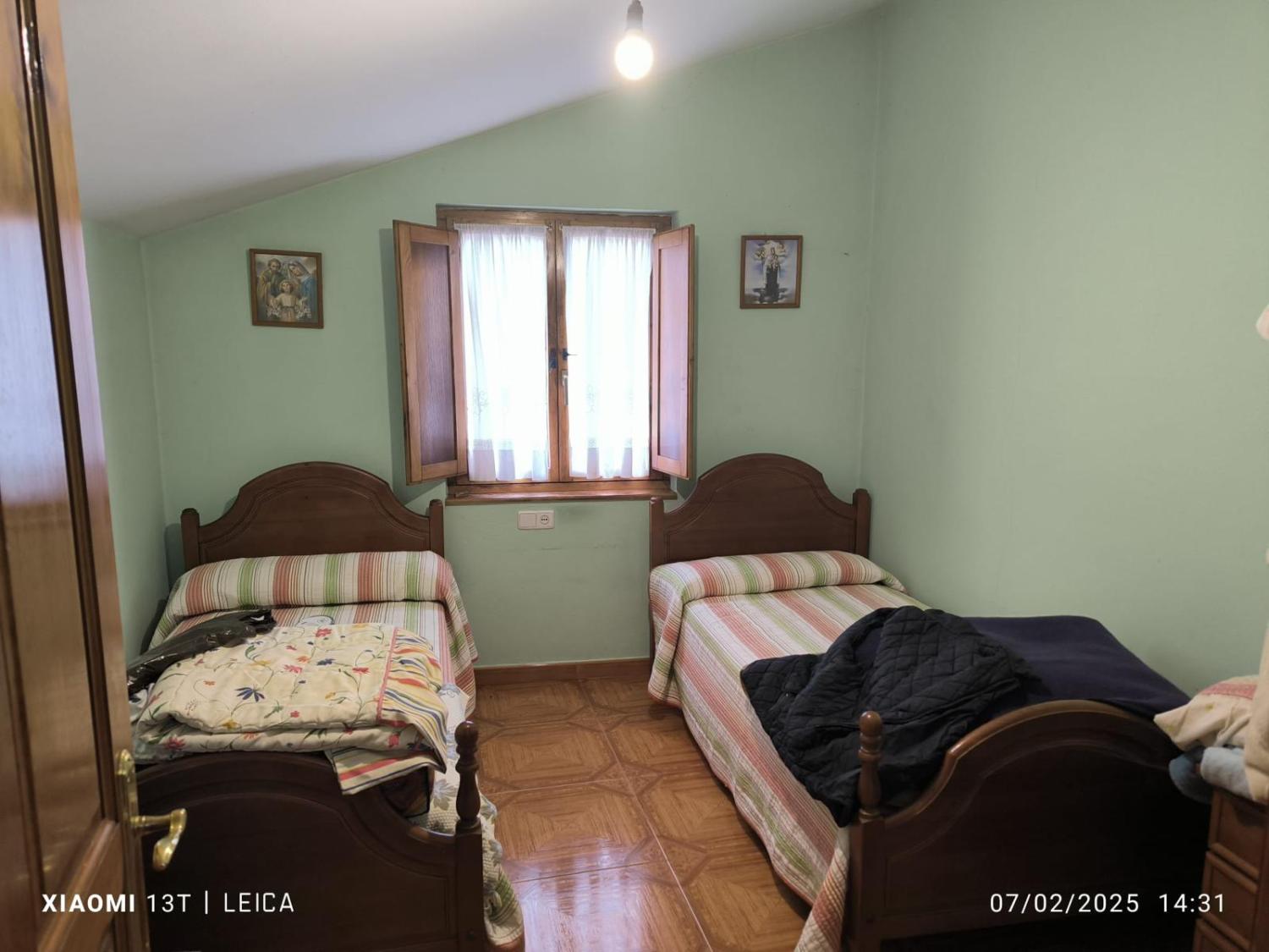  till salu radhus Arangas Oriente 38