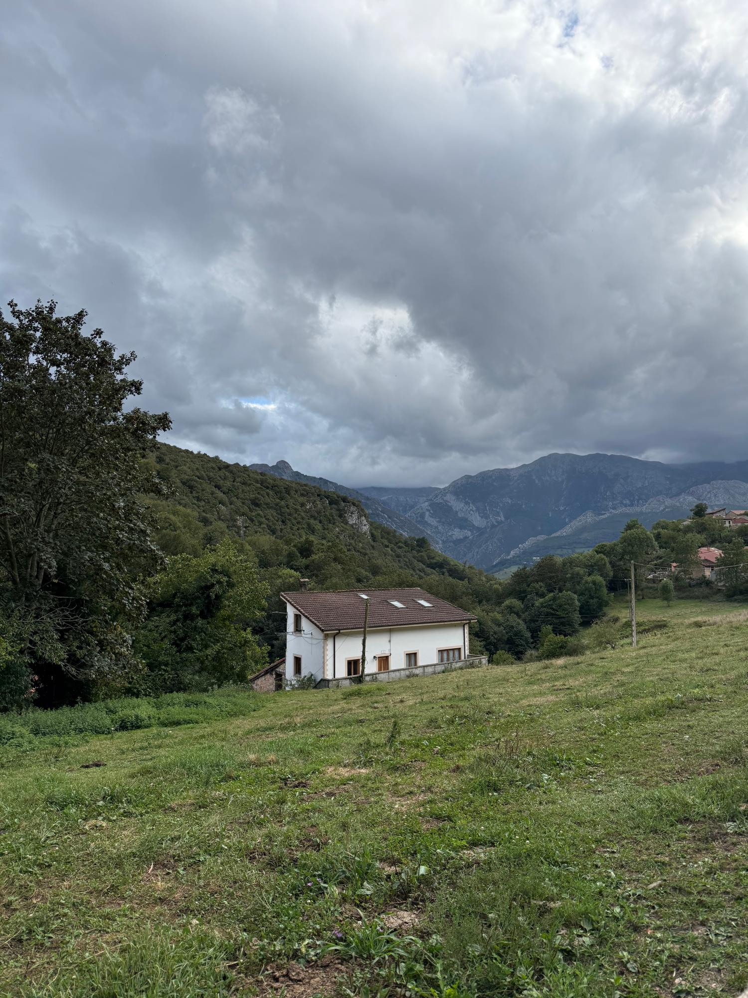  till salu radhus Arangas Oriente 27