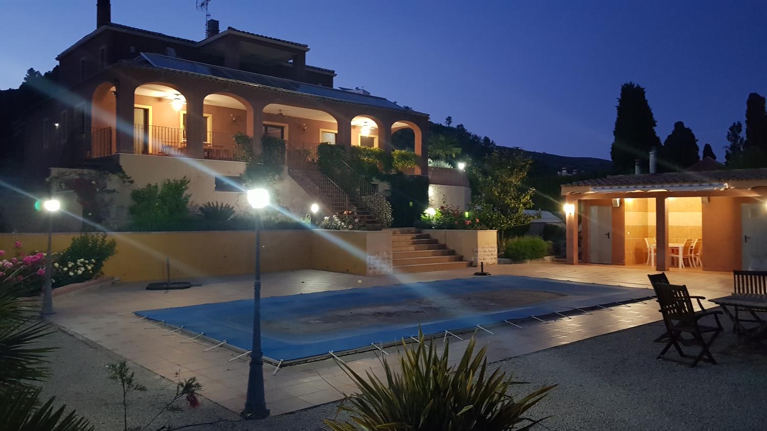 till salu villa Balones Comtat 2