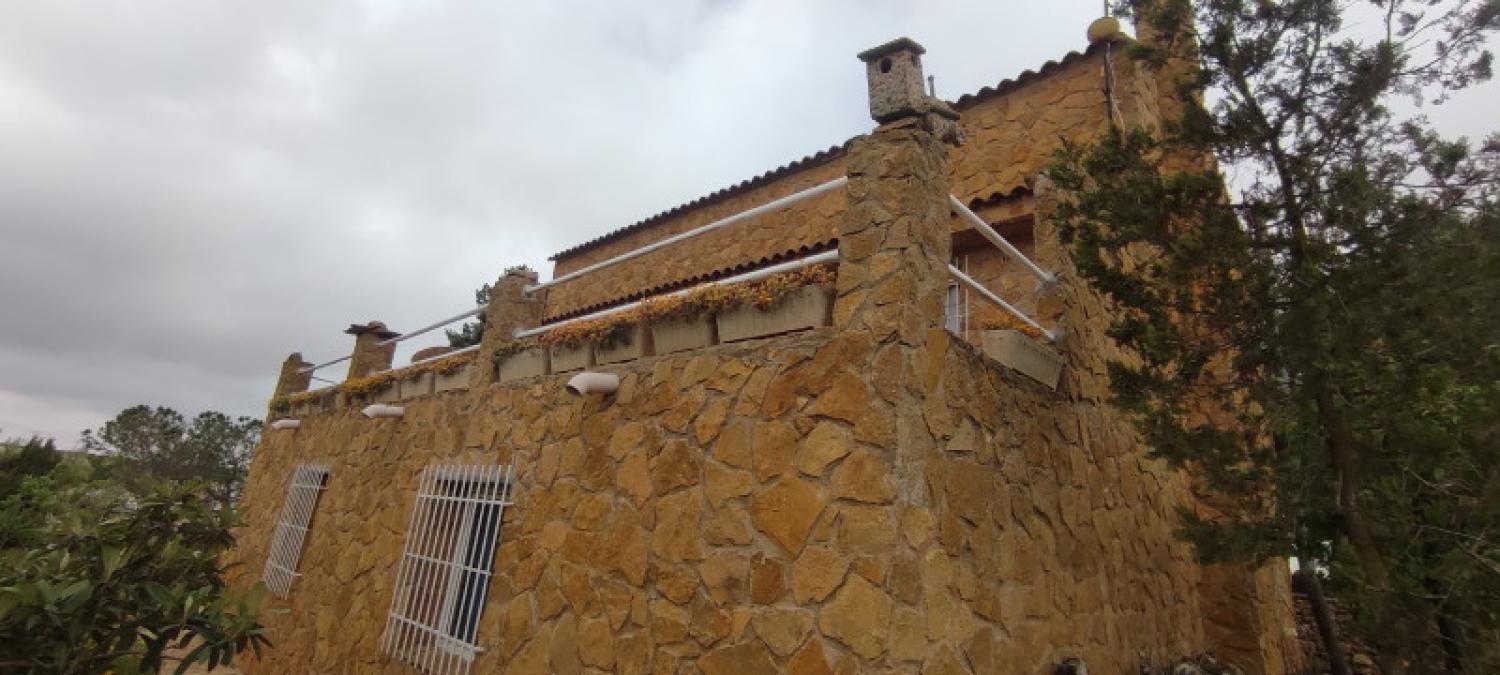 till salu hus La Higuera Monte Ibérico Almansa 6