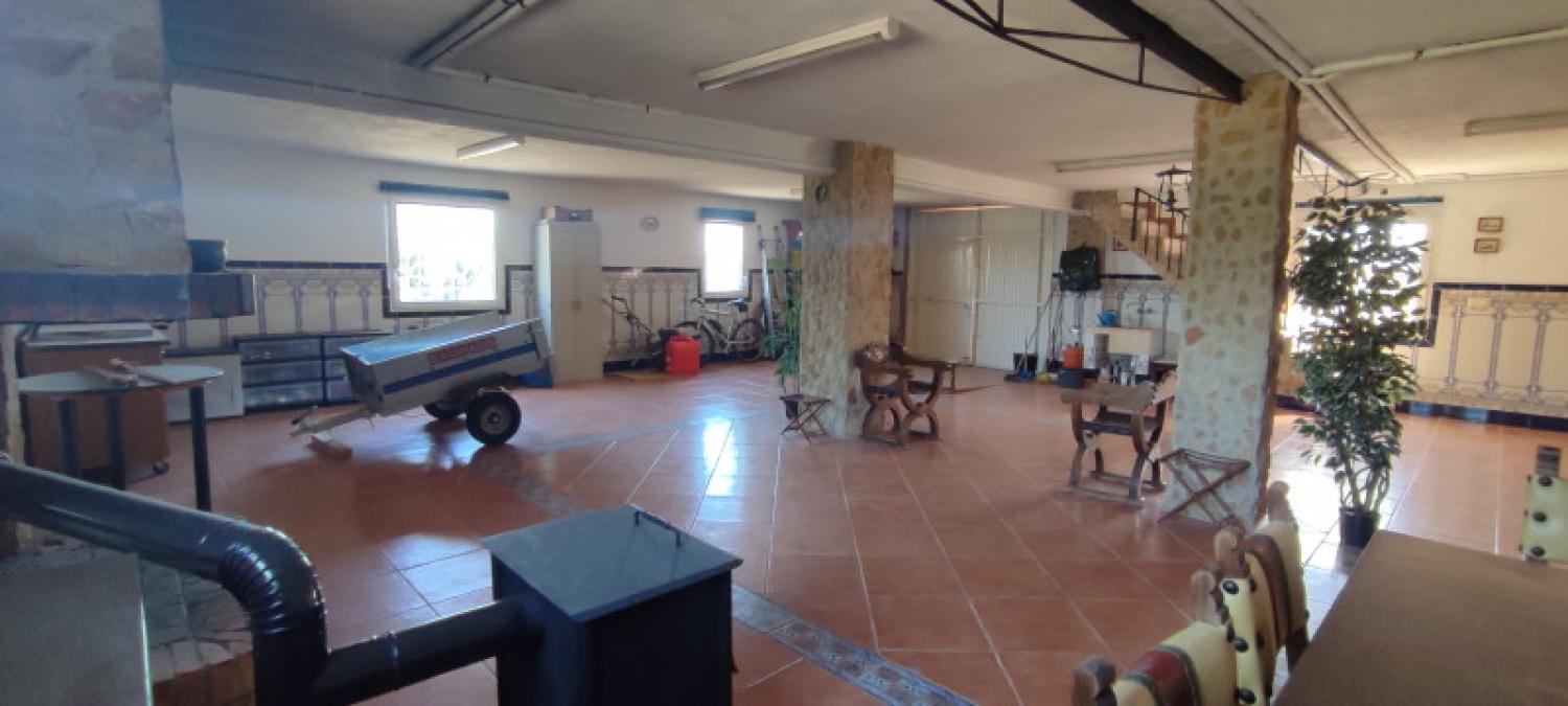  till salu hus La Higuera Monte Ibérico Almansa 11