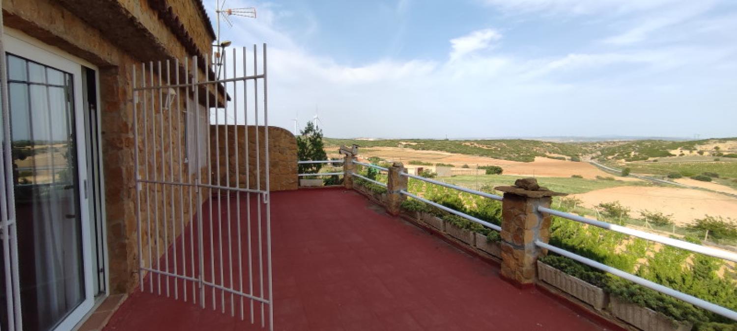  till salu hus La Higuera Monte Ibérico Almansa 37