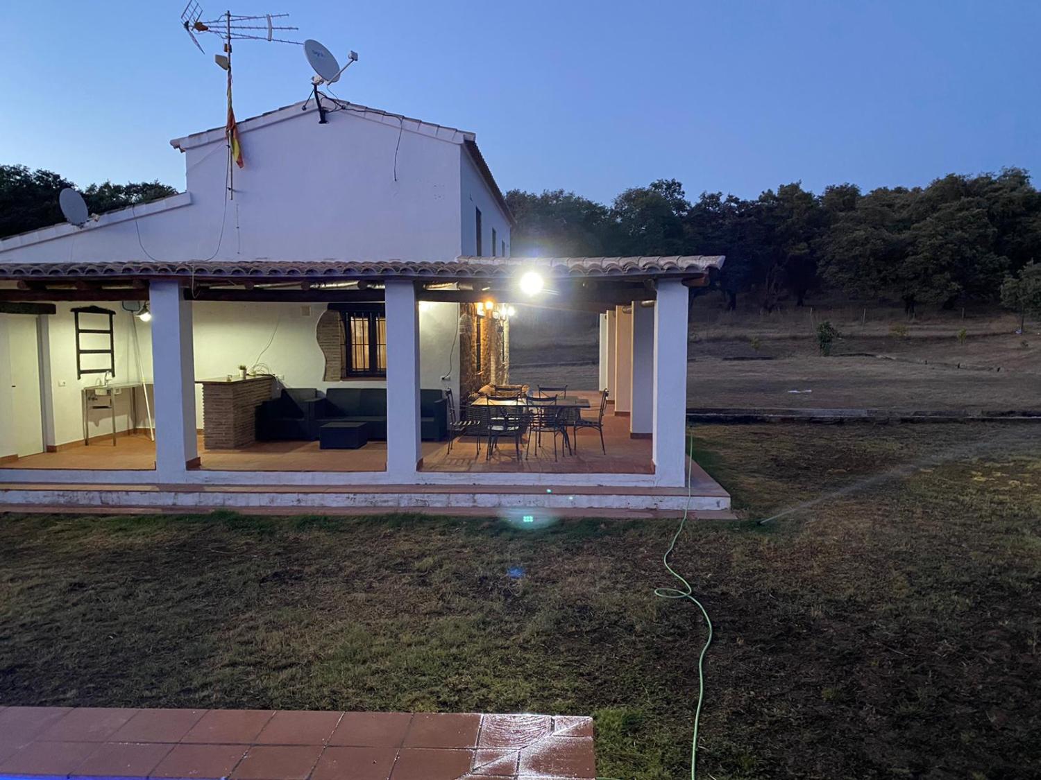  till salu hus på landet Las Navas De La Concepción Sierra Norte 2