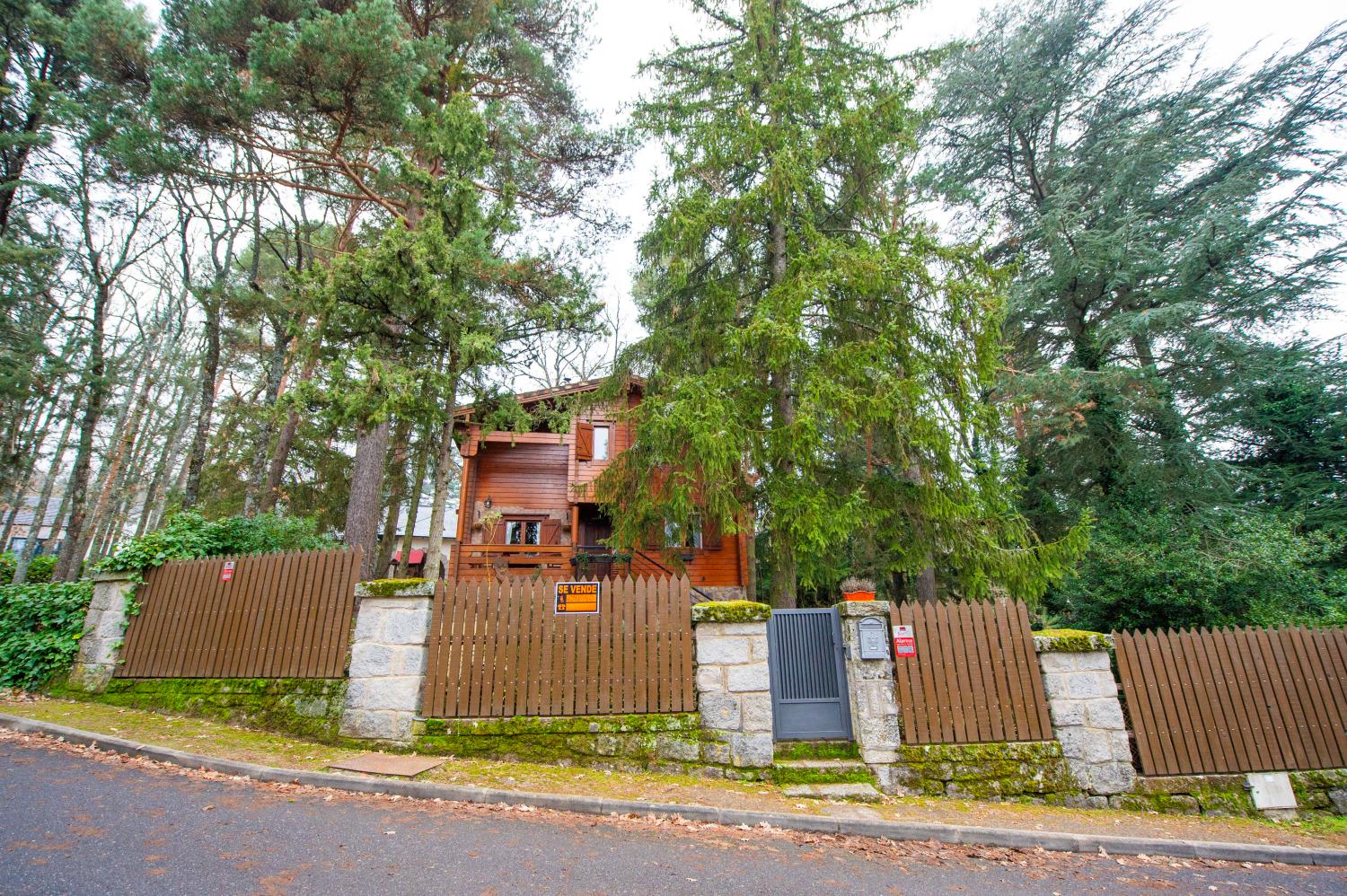  till salu villa San Rafael Segovia Sur 14