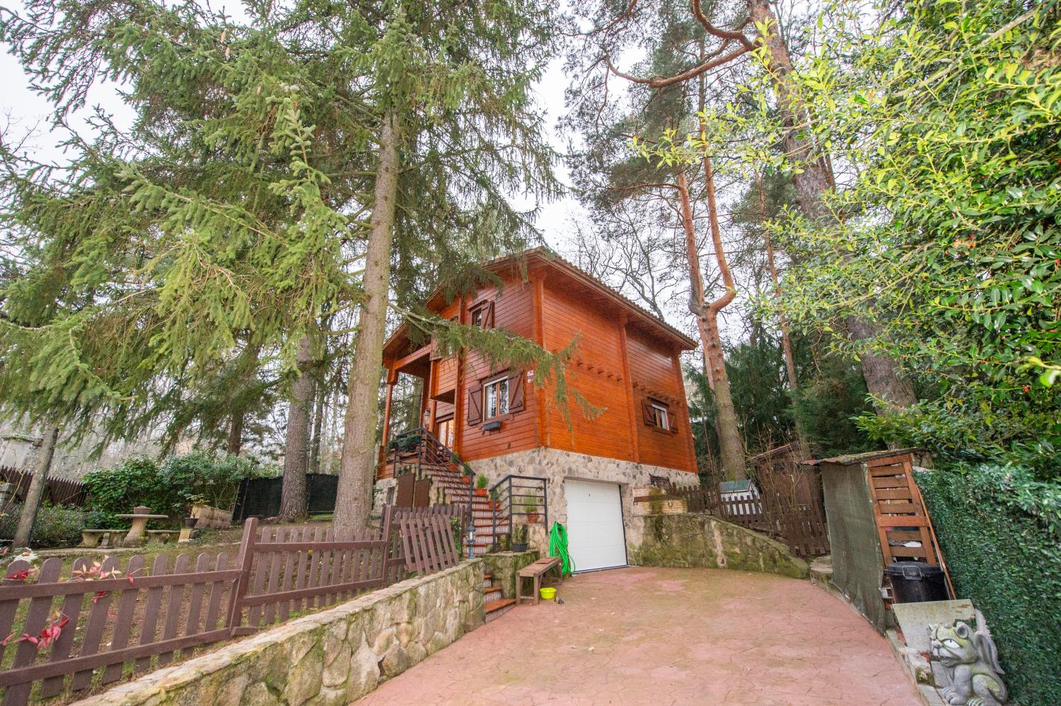  till salu villa San Rafael Segovia Sur 2