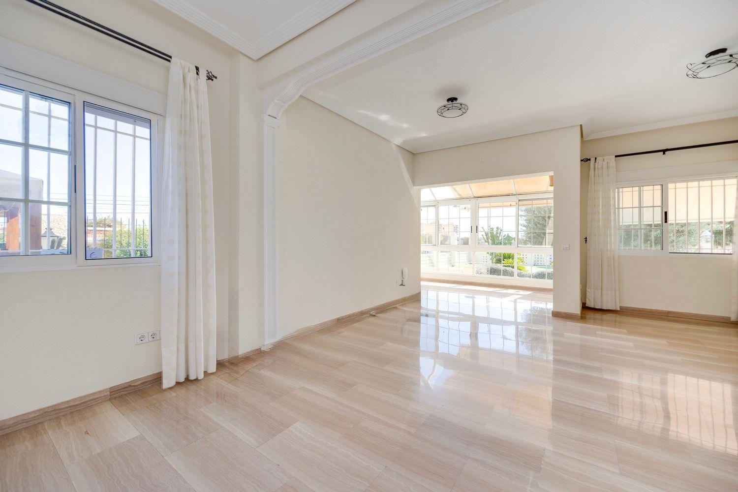  till salu villa Villajoyosa Marina Baixa 73