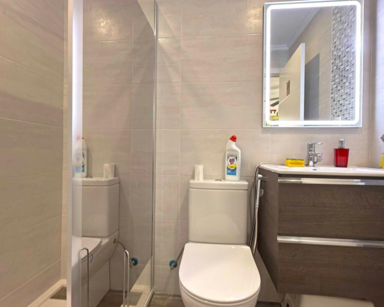  till salu lokal La Zenia Baix Segura 17