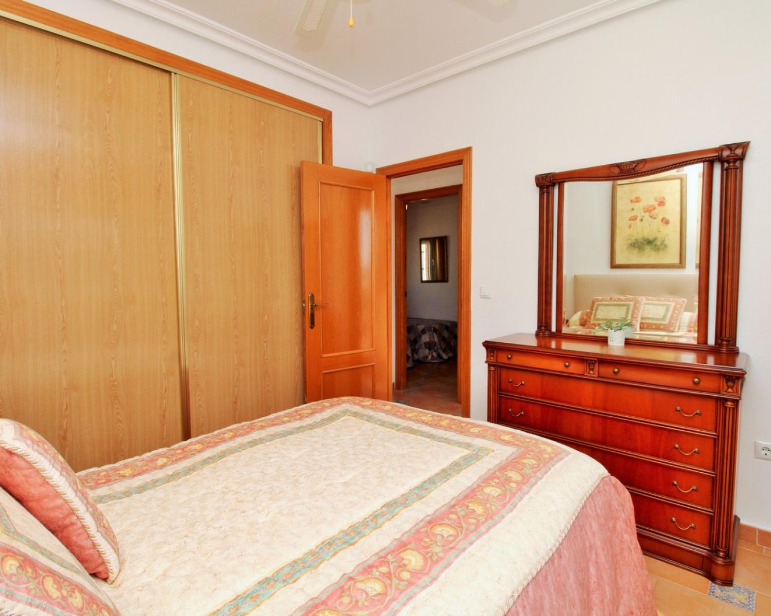  till salu hus Playa Flamenca Baix Segura 24