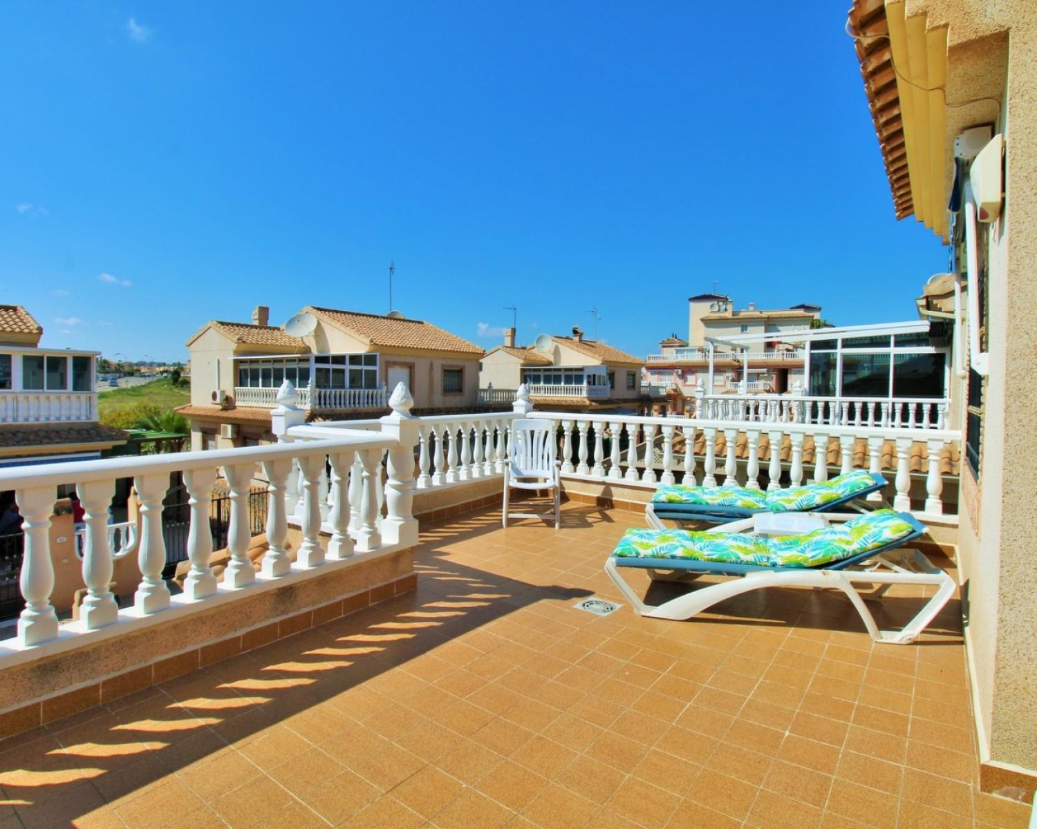  till salu hus Playa Flamenca Baix Segura 20