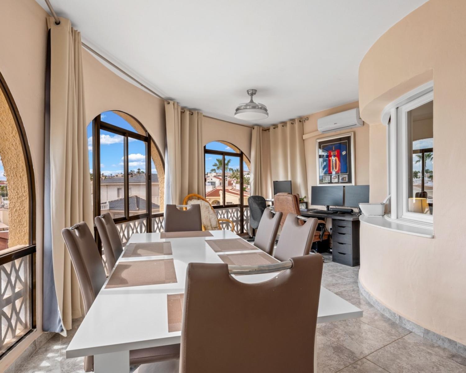  till salu villa Rojales Baix Segura 13