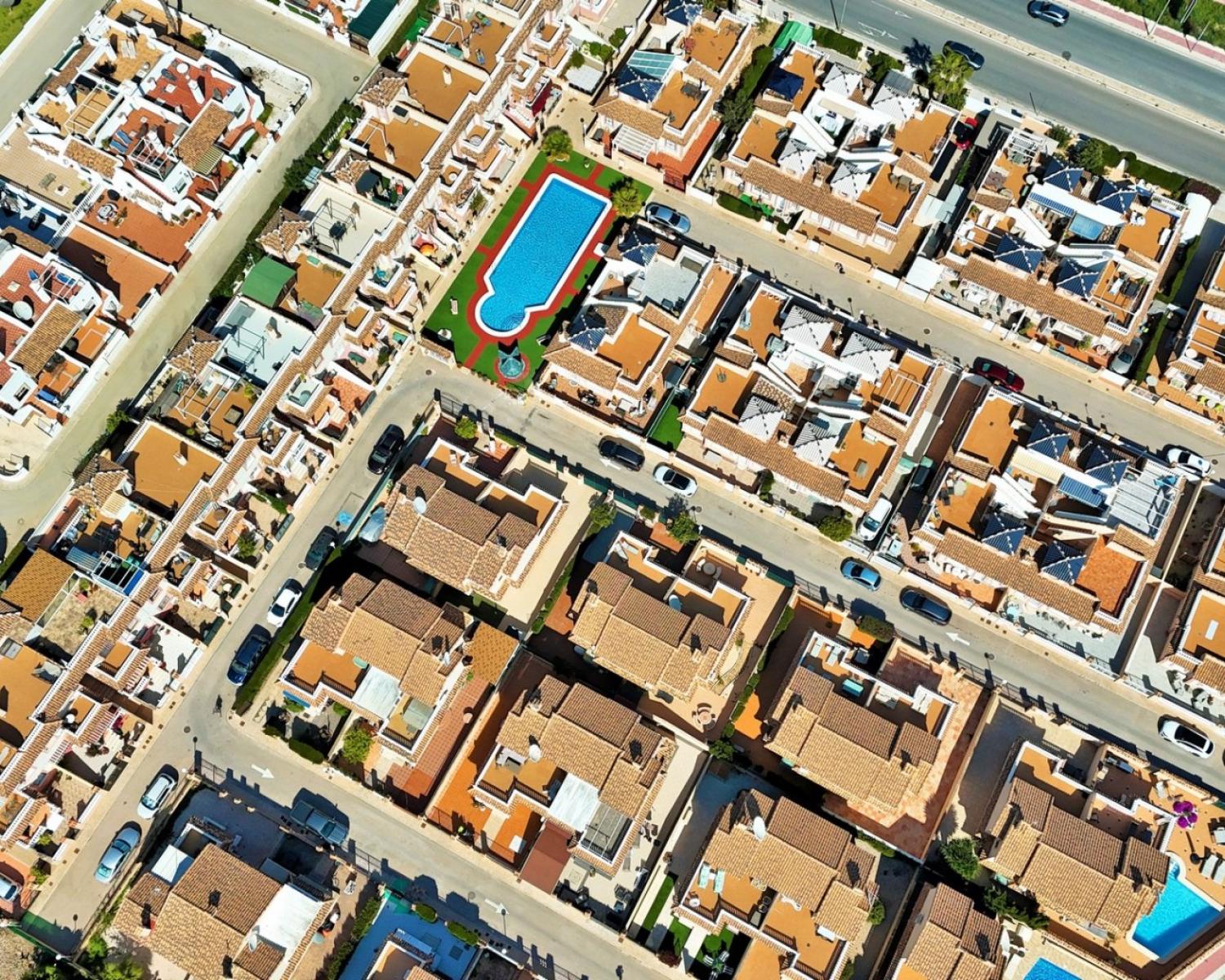  till salu hus Playa Flamenca Baix Segura 11