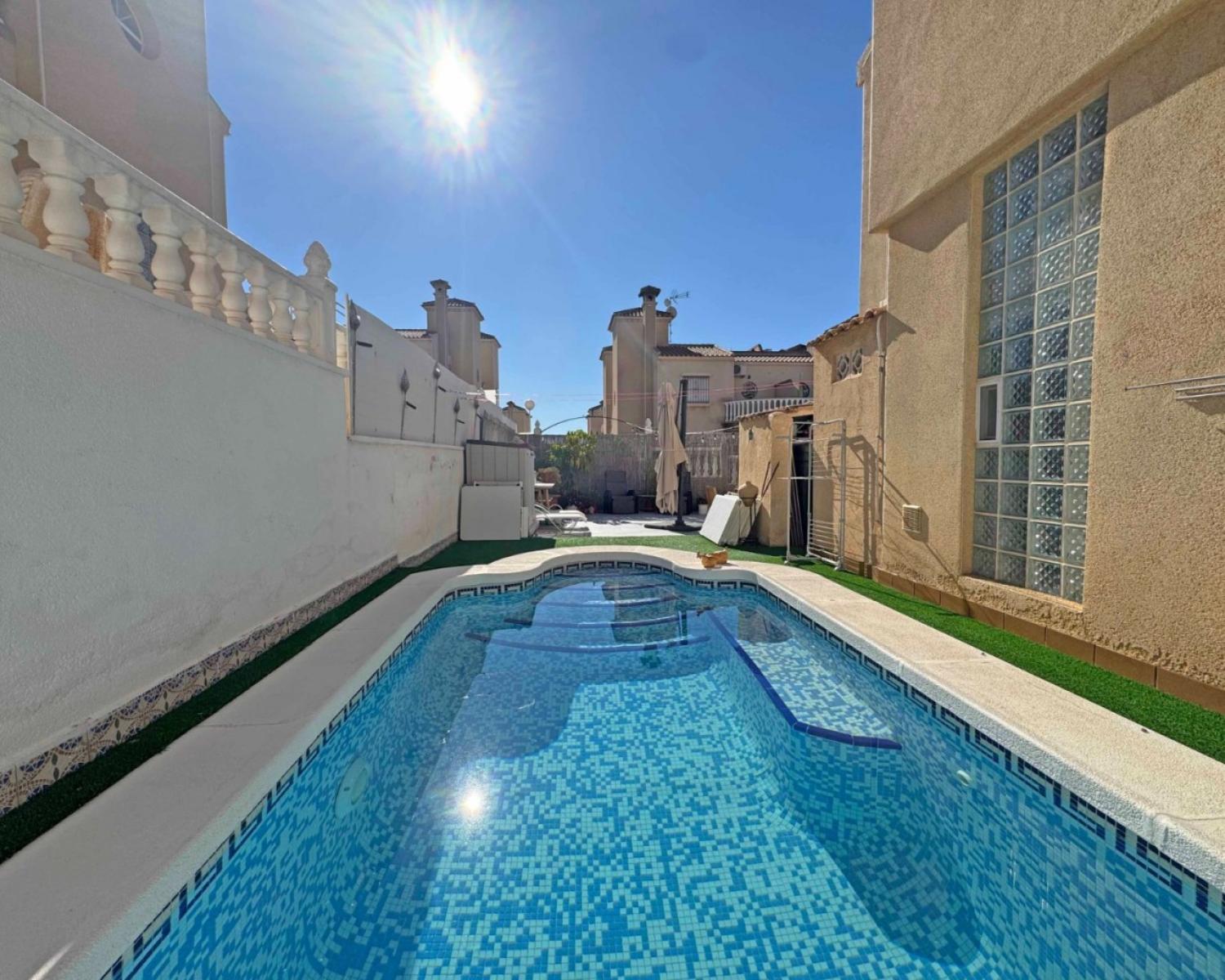  till salu hus Villamartín Baix Segura 14