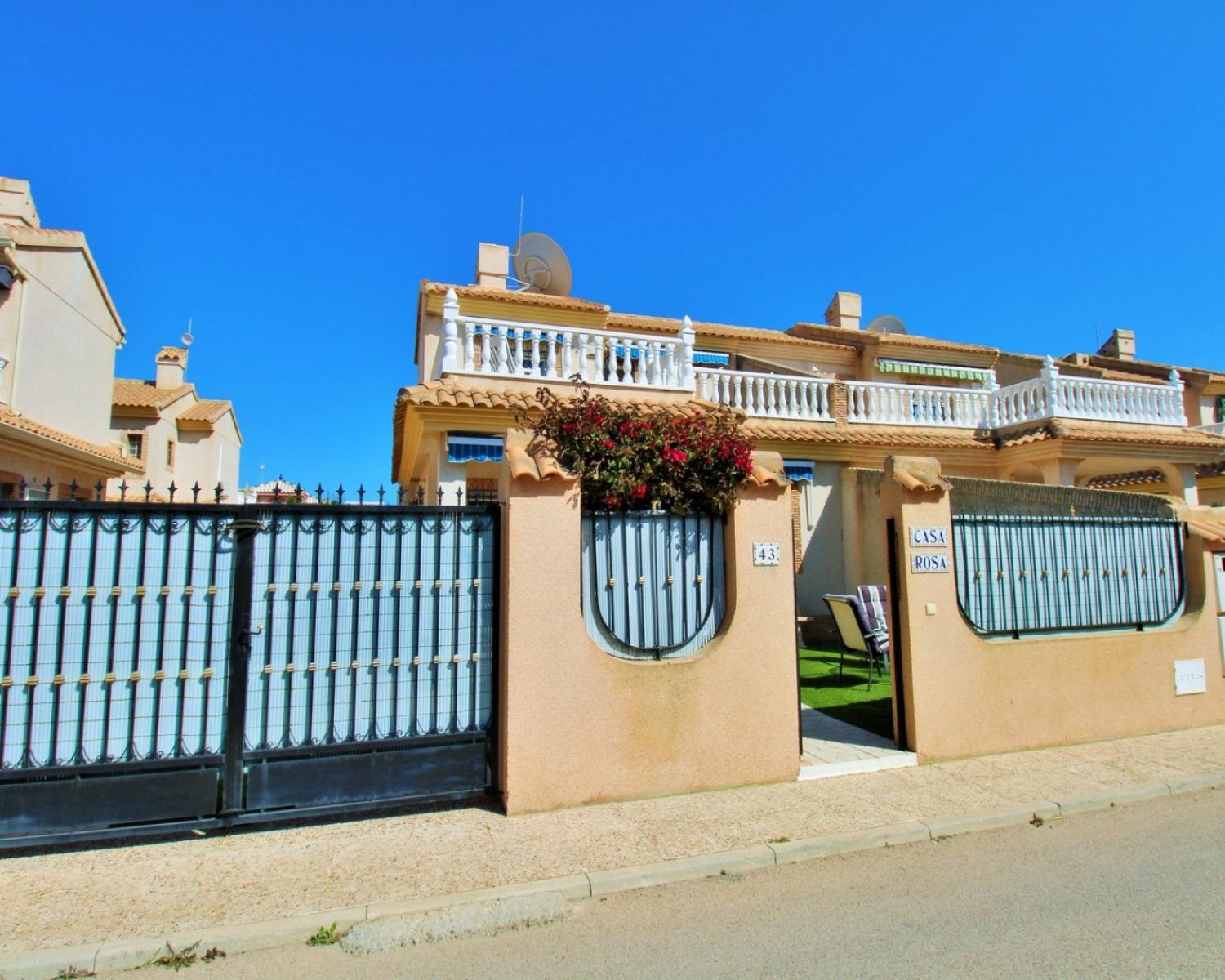  till salu hus Playa Flamenca Baix Segura 14