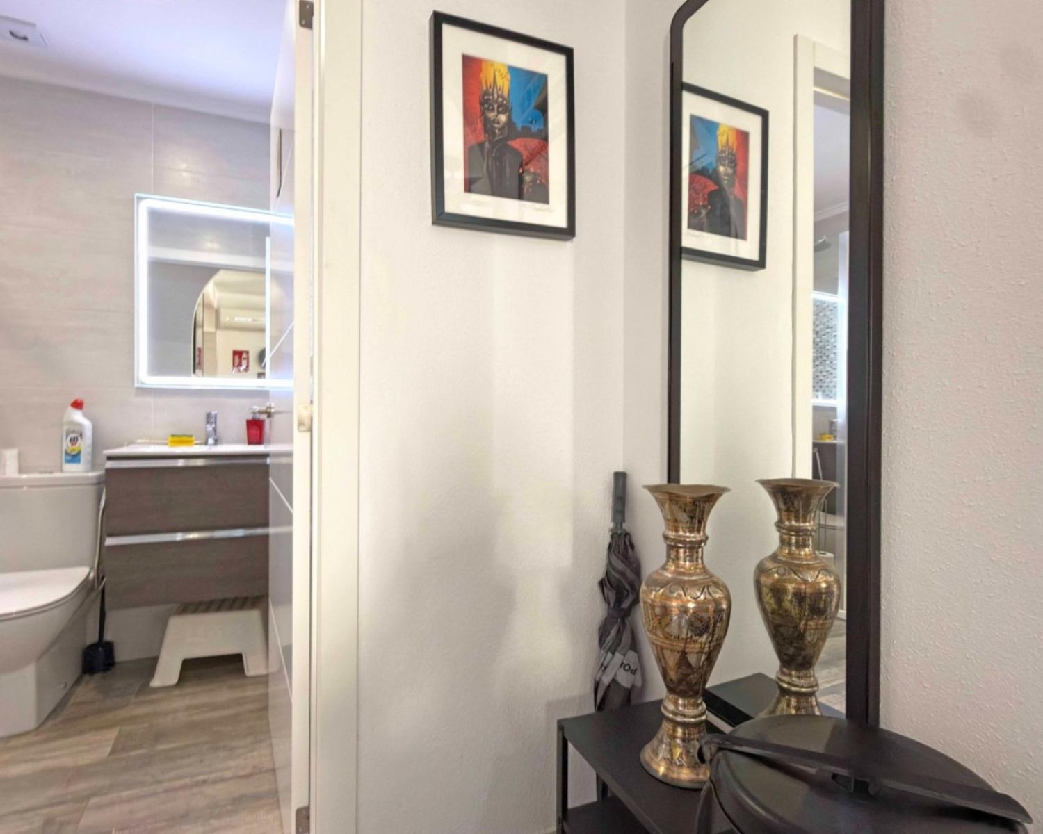  till salu lokal La Zenia Baix Segura 3