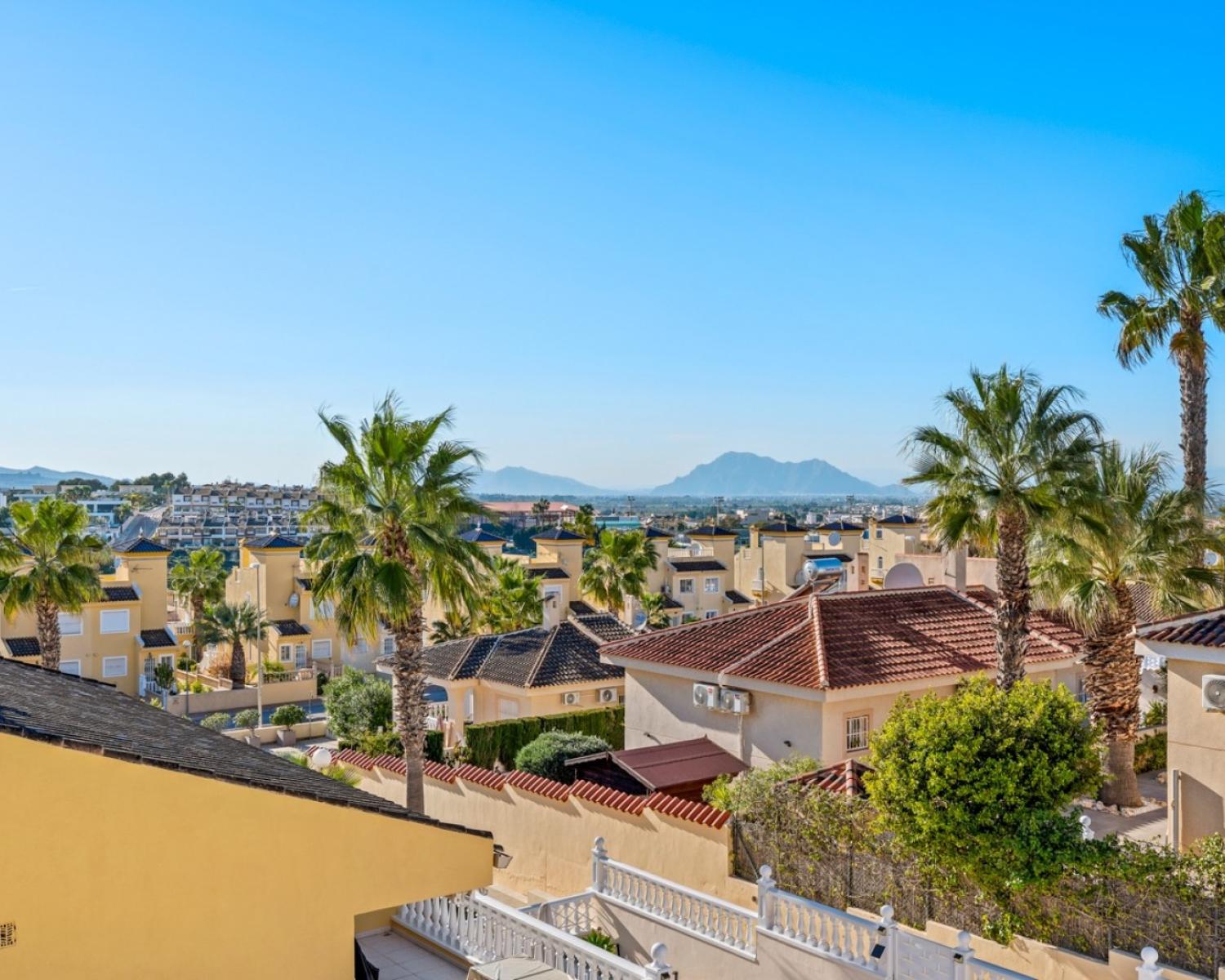  till salu villa Rojales Baix Segura 32