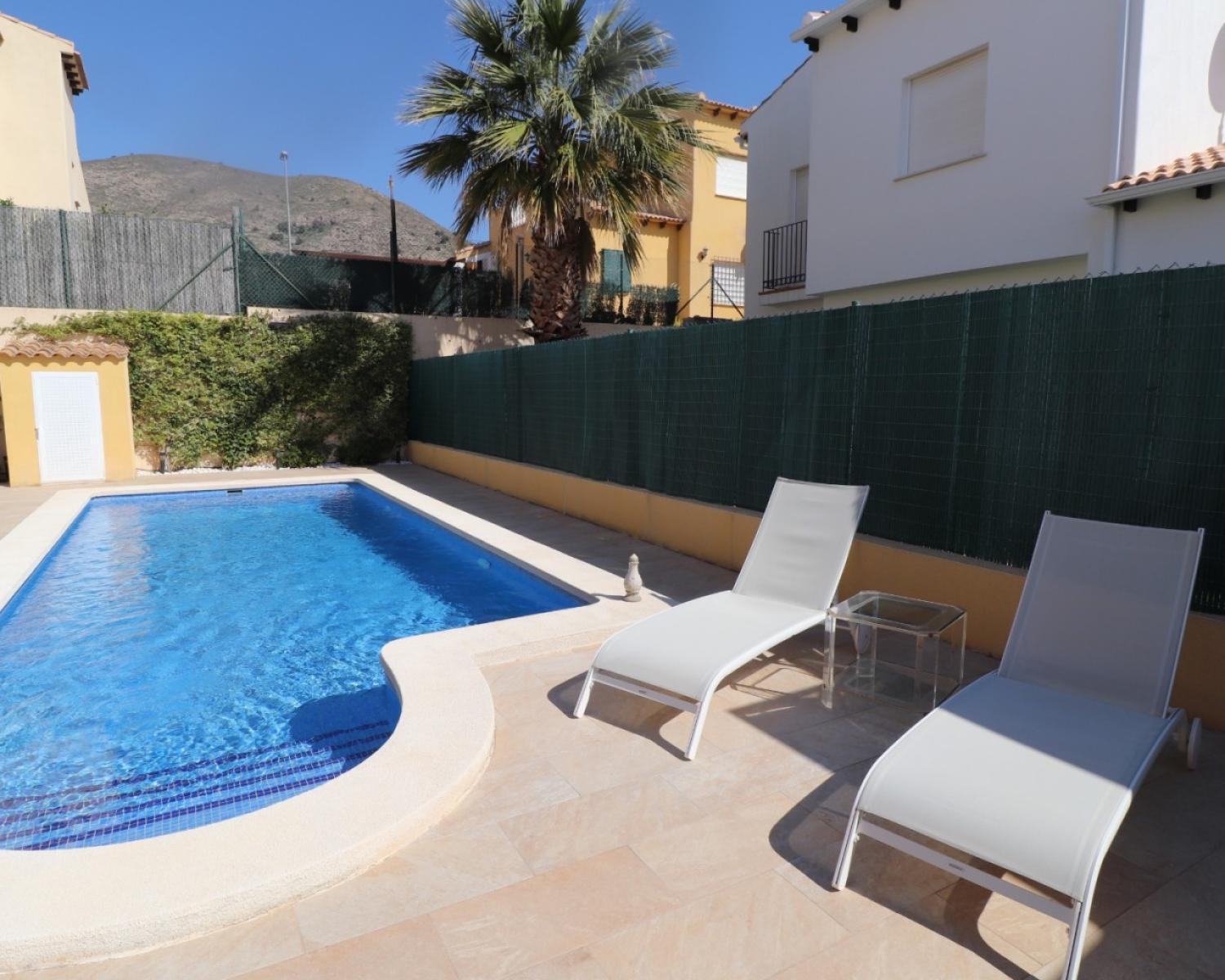 till salu villa Fortuna Oriental 38