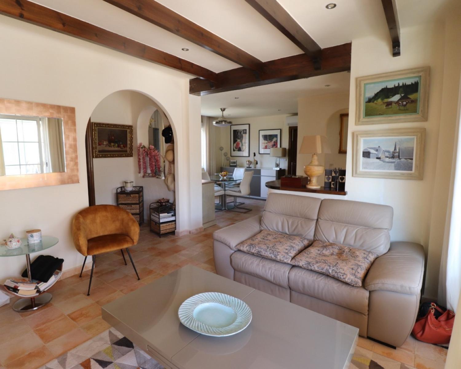 till salu villa Fortuna Oriental 20