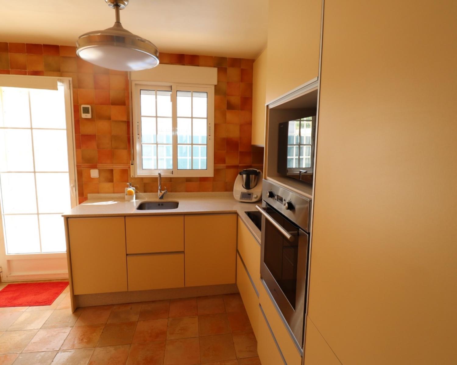 till salu villa Fortuna Oriental 18